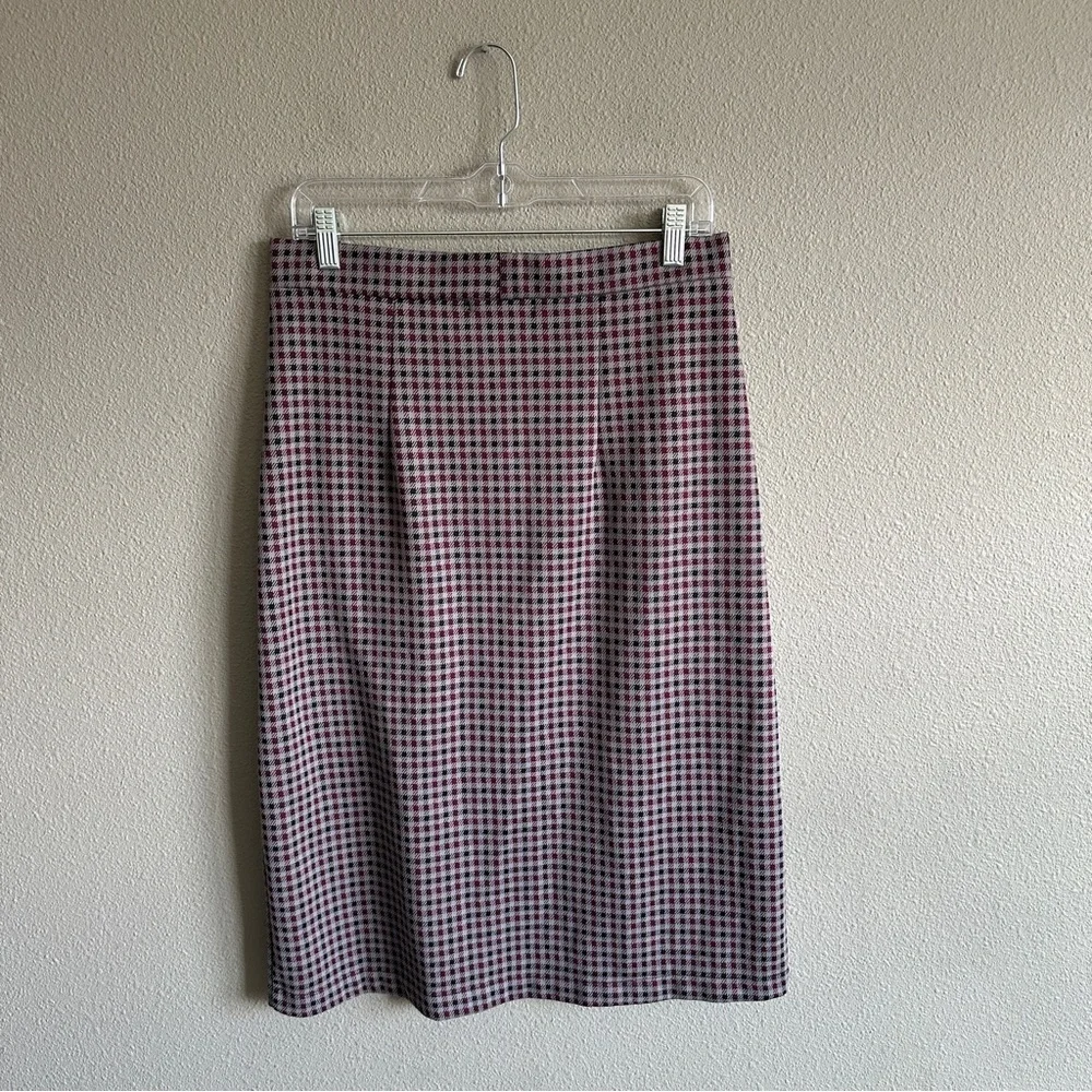 Sanctuary Gray and Red Plaid Stretch Pencil Skirt